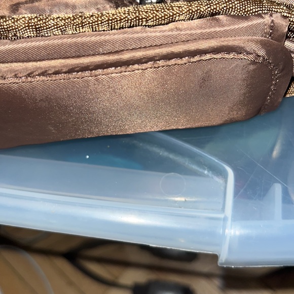 Lug - Picture 12 of 15